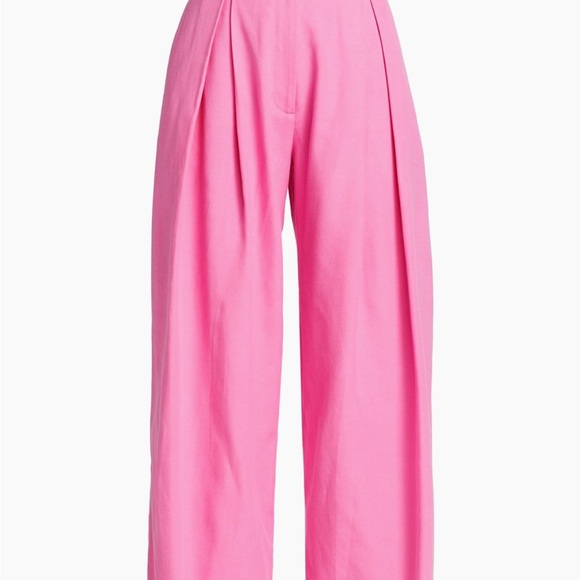 Farm Rio tailored pleat-front pants. - Picture 3 of 7